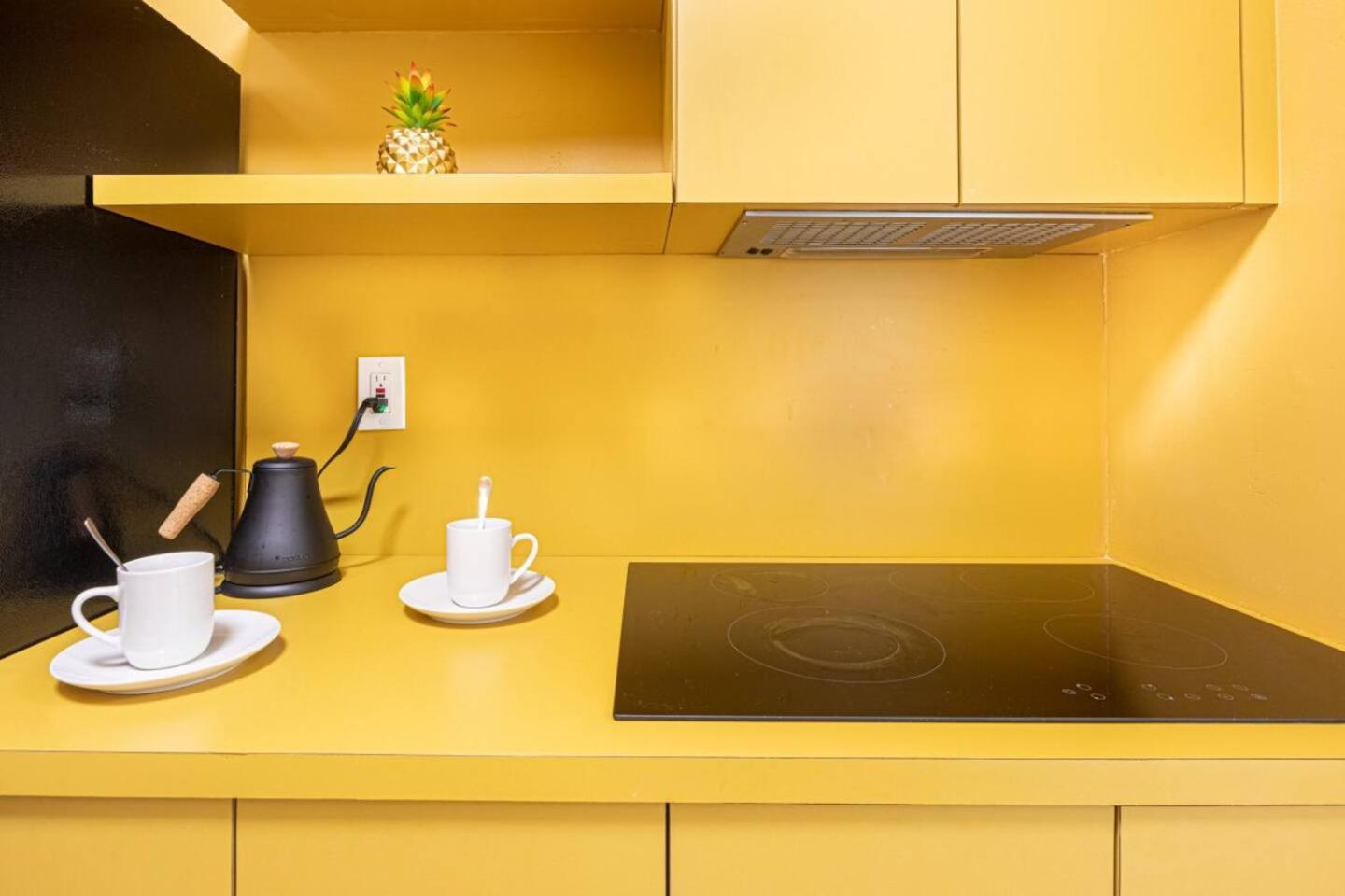Stylish 2Bed Apartment El Portal Miami Eksteriør billede