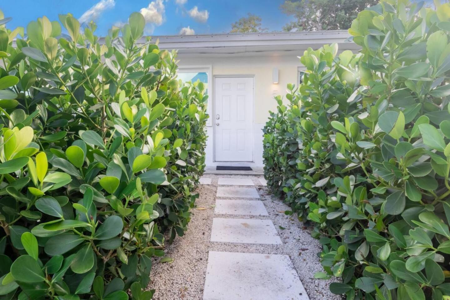 Stylish 2Bed Apartment El Portal Miami Eksteriør billede